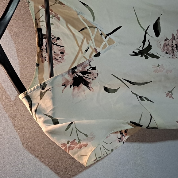 Dynamite Floral Short Sleeved Blouse - Picture 2 of 5